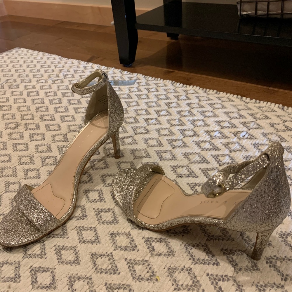 Gold glitter shoes